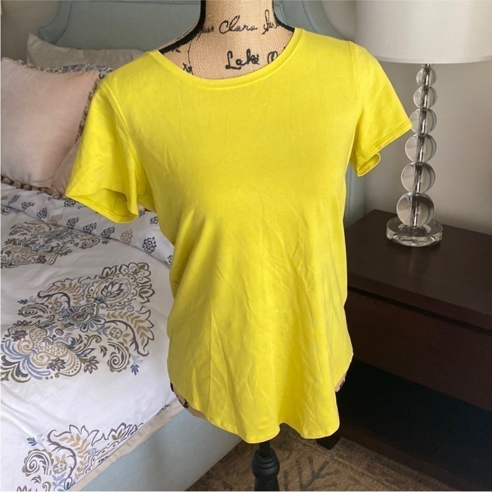Lululemon Athletica Bright Yellow love Tee size 8
